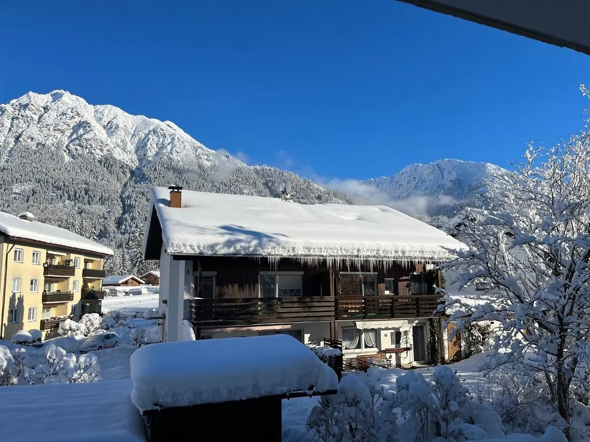 아파트 Alpenflair Ferienwohnungen Whg 236 오버스트도르프